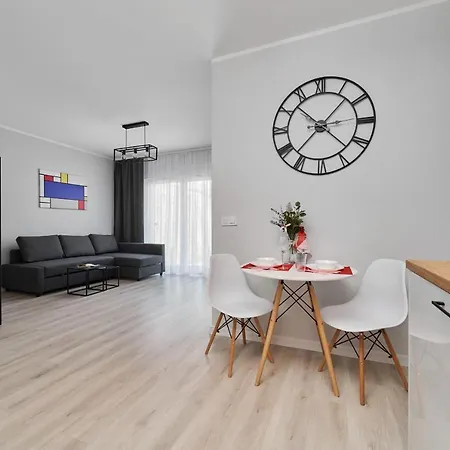New Old Town Podwale Kosciuszki By Renters * Wrocław